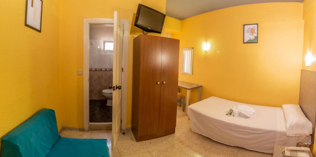 Hotel Universal ムルシア エクステリア 写真